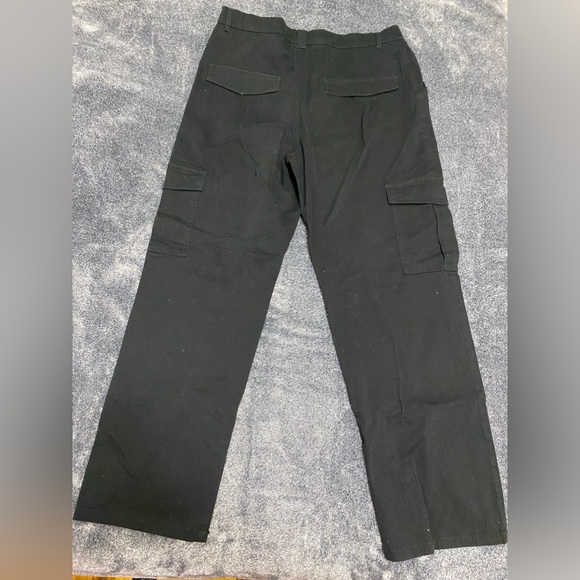 Cargo pants - Picture 4 of 4